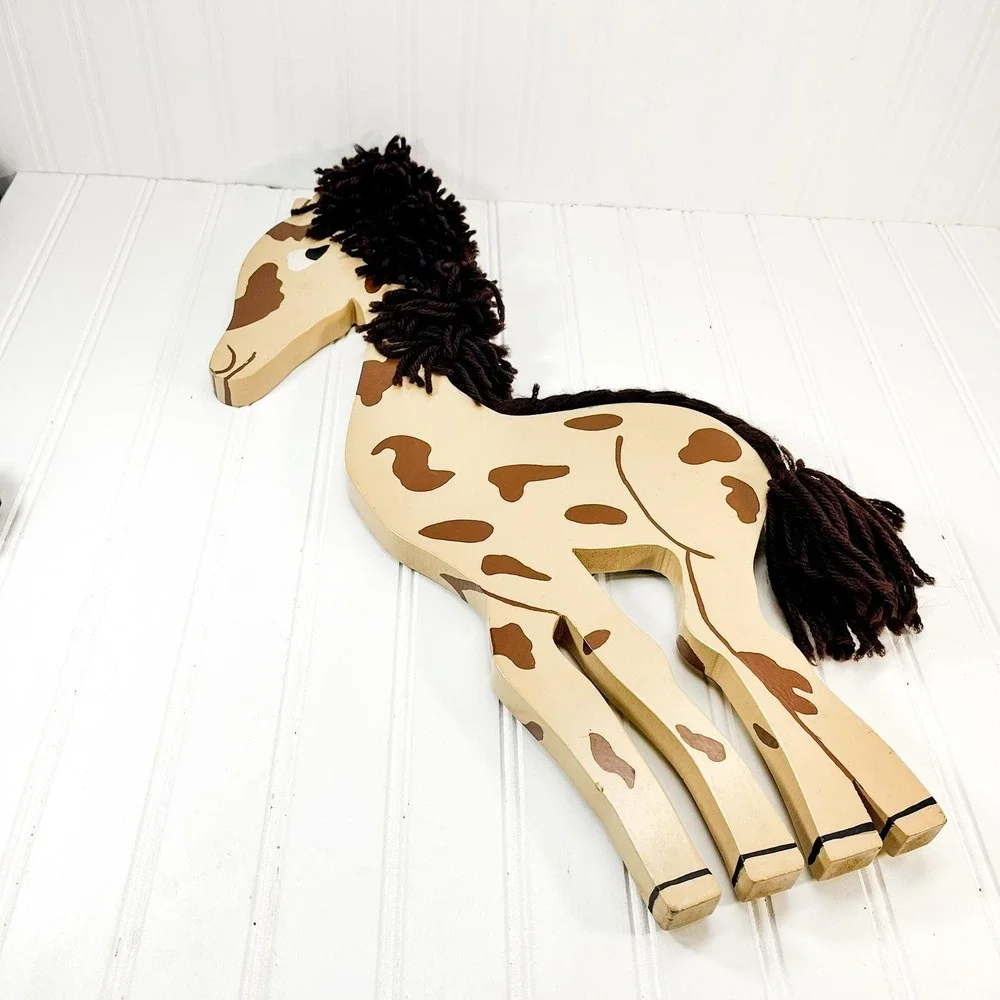 Vintage‎ Handmade Wooden Giraffe Wall Hanging: Circus Nursery Decor